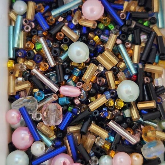Beads miniature with case assorted variety ball beads cylinder gold pink blue - Picture 2 of 4